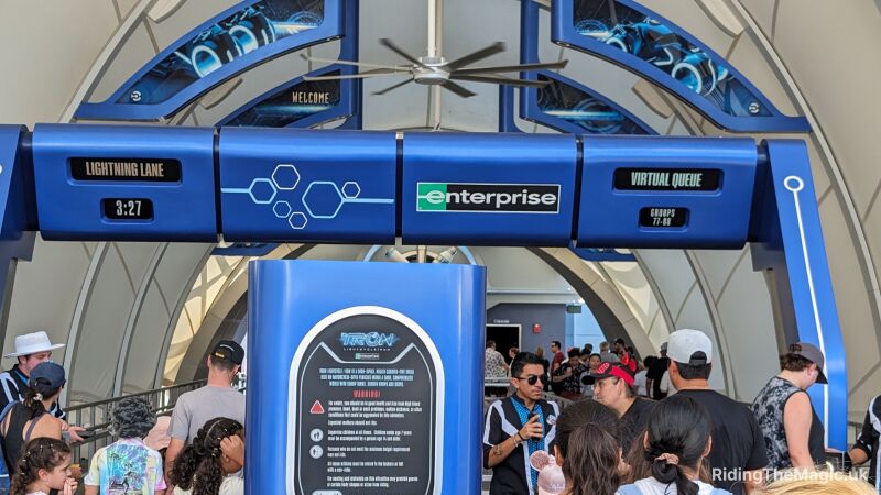 Lightning Lane virtual queue at Star Wars Rise of the Resistance